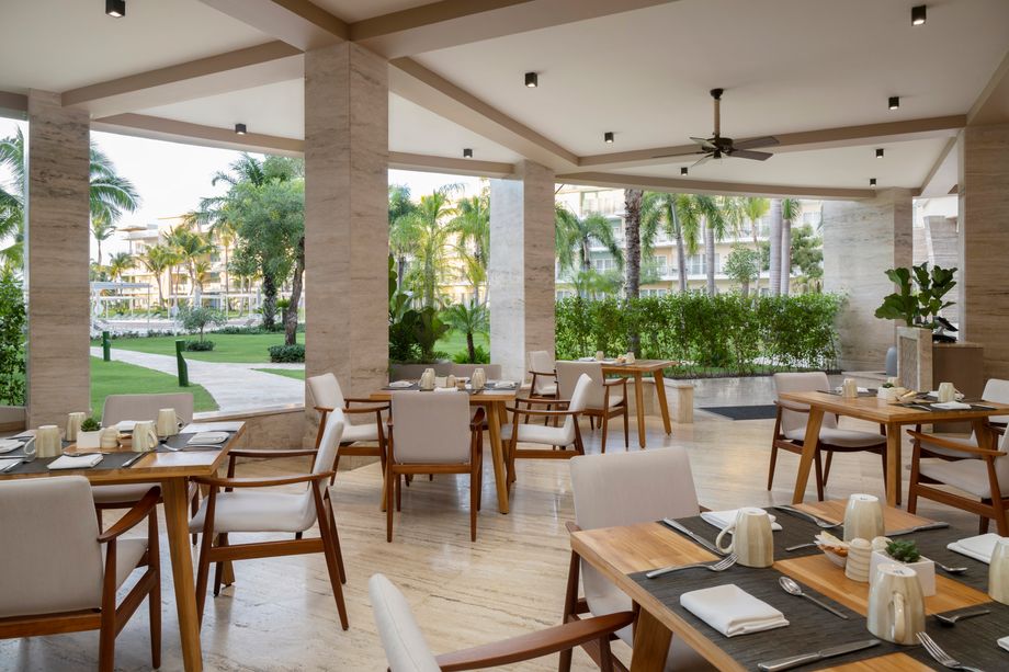 restaurant