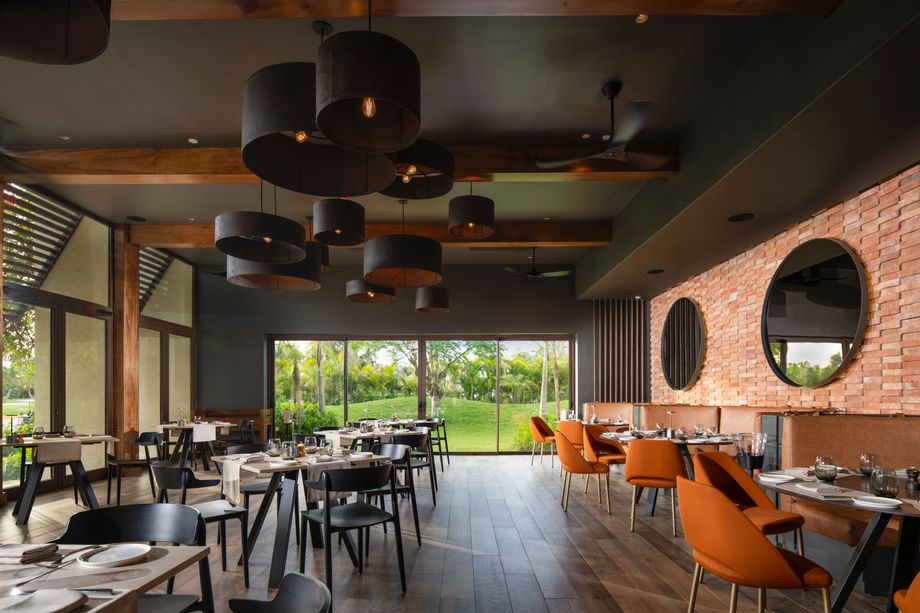 restaurant