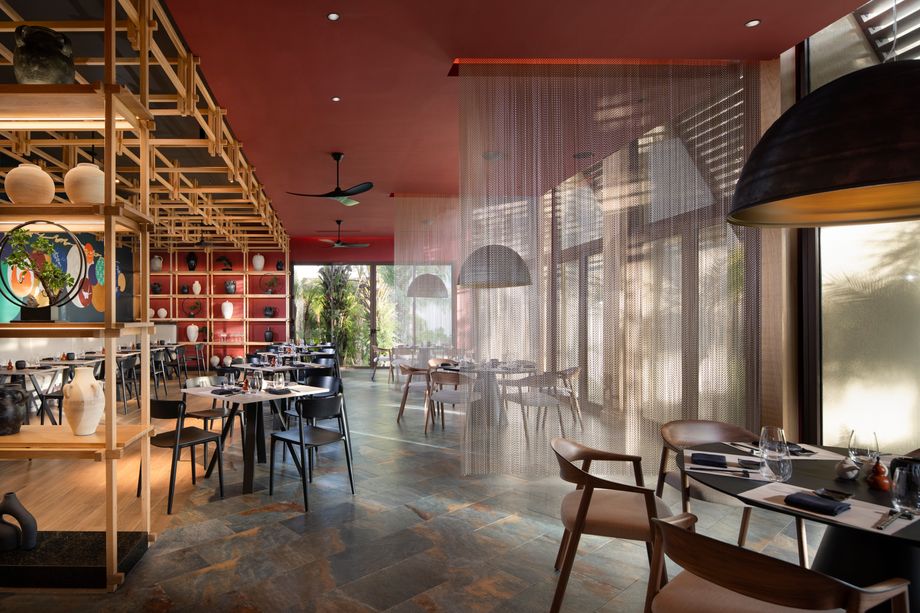 restaurant